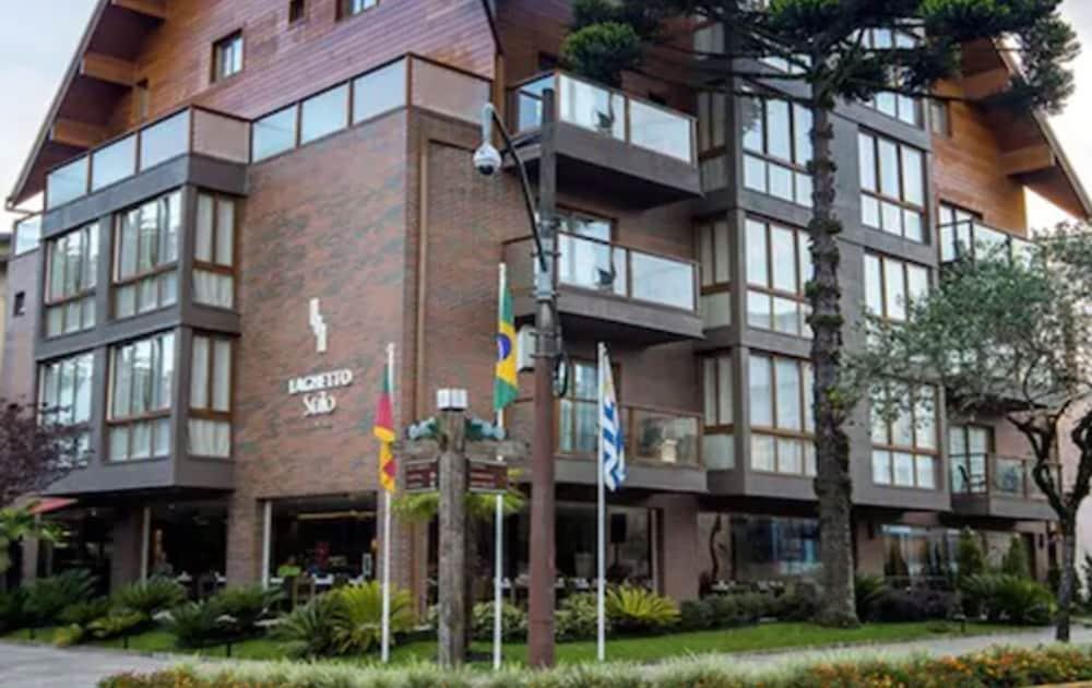 Hotel Laghetto Stilo Centro Gramado Exterior photo Embassy of Greece in Bogotá