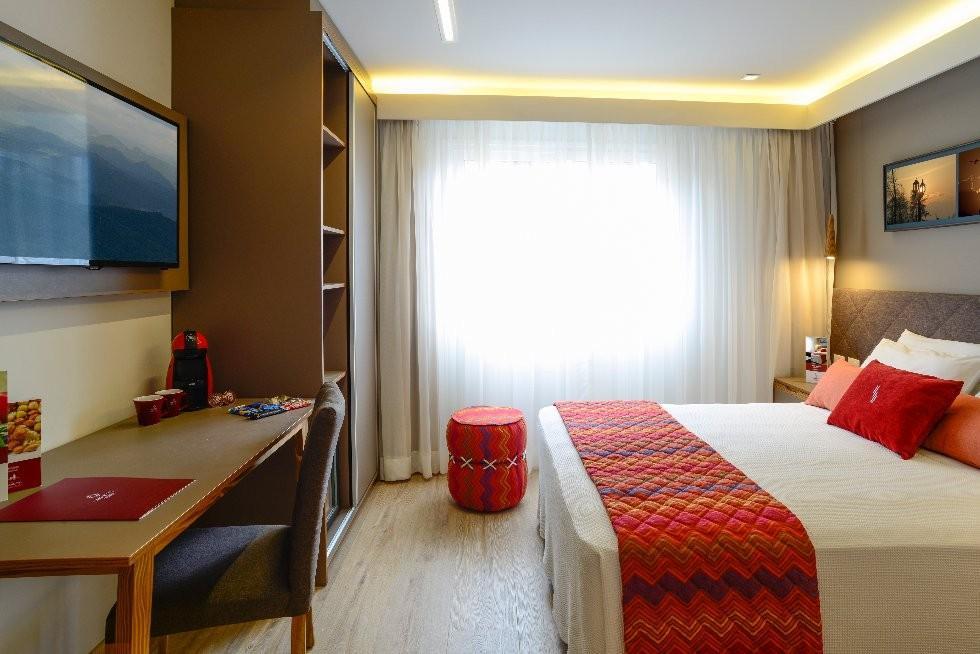 Hotel Laghetto Stilo Centro Gramado Exterior photo Standard room